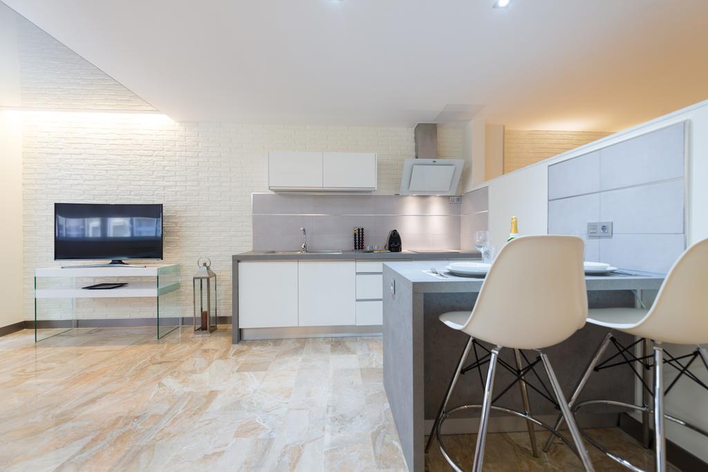 Suites Garden Loft Picasso Las Palmas Room photo